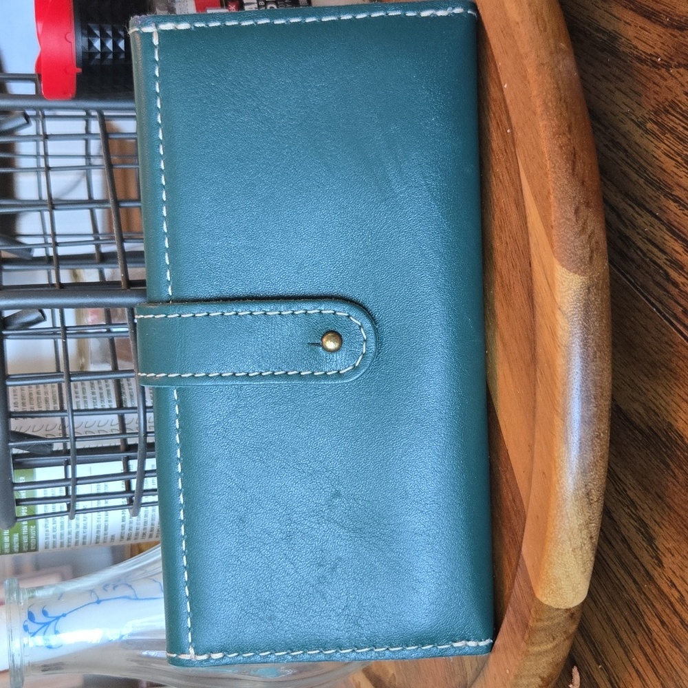 Portland Leather Green Wallet